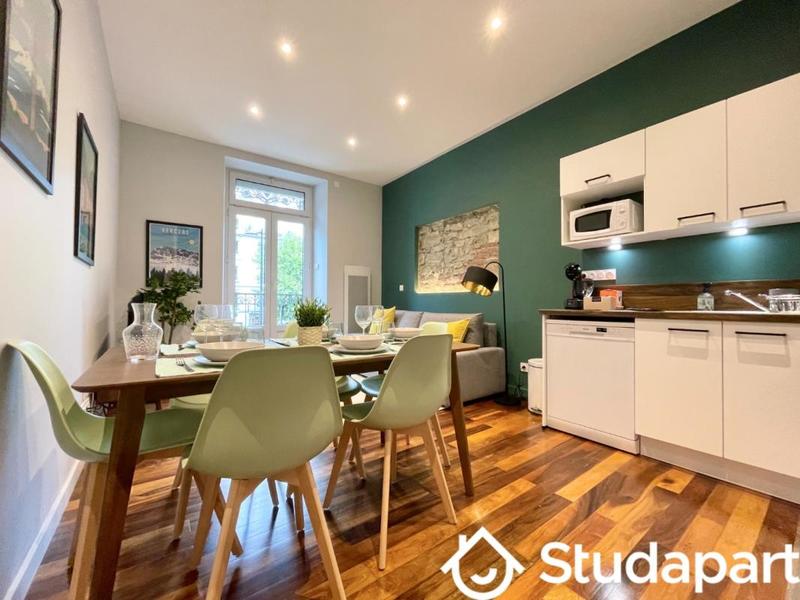 Appartement - 65 m² - 3 pièces