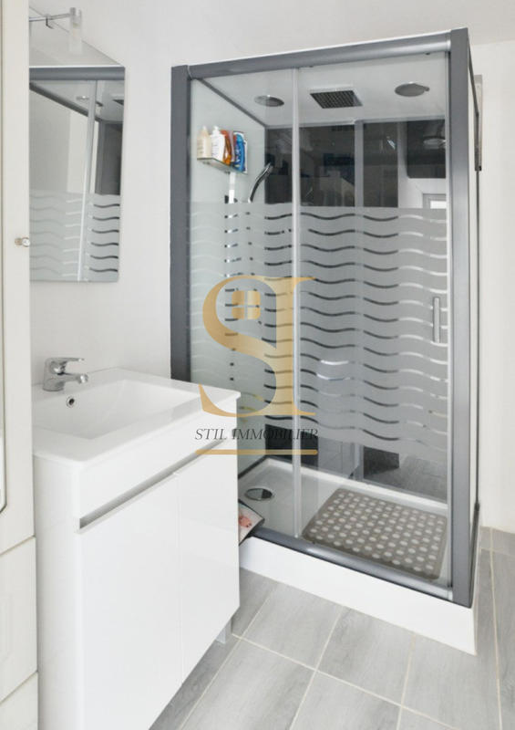 Appartement - 77 m² - 4 pièces