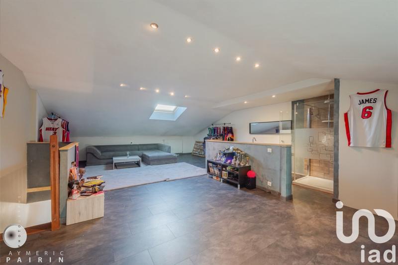 Maison - 147 m² - 5 pièces