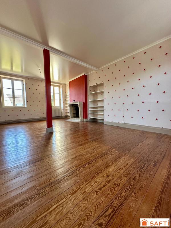 Maison - 247 m² - 10 pièces