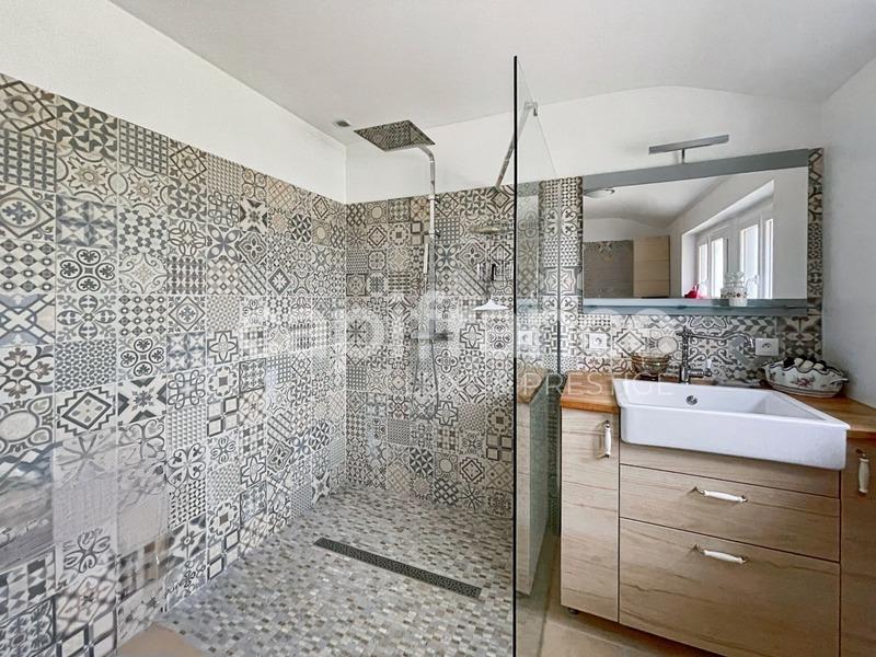 Longère - 400 m² - 11 pièces