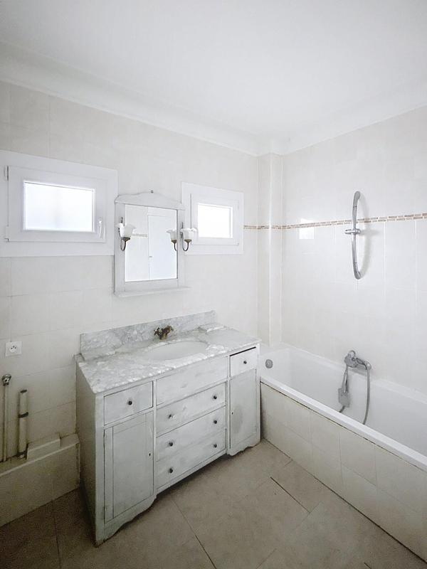 Appartement - 82 m² - 4 pièces