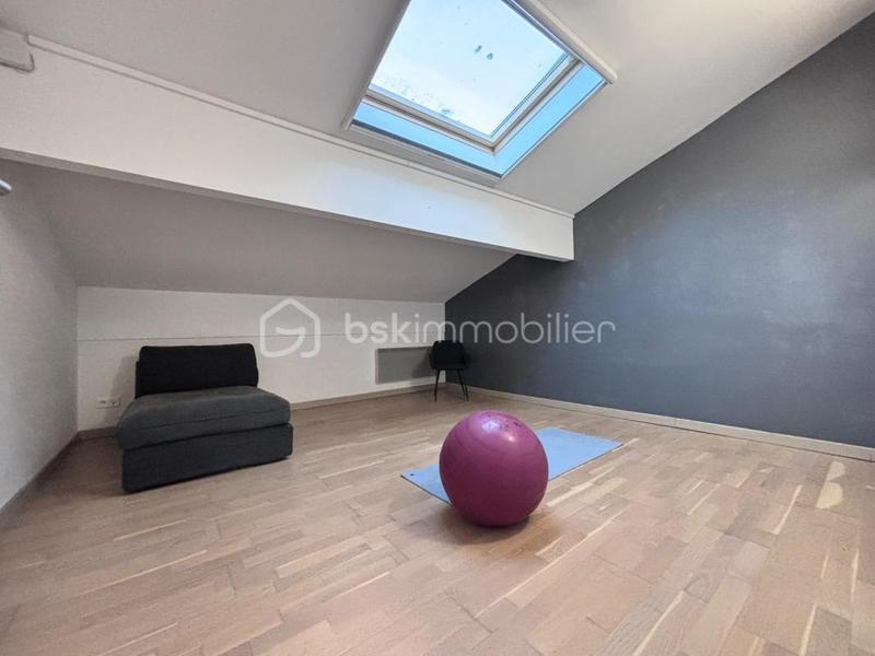 Maison - 172 m² - 7 pièces