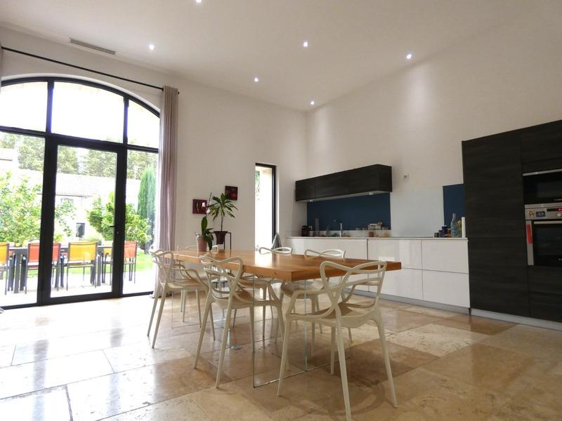 Maison bourgeoise - 325 m² - 10 pièces