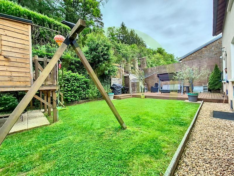 Maison - 211 m² - 8 pièces