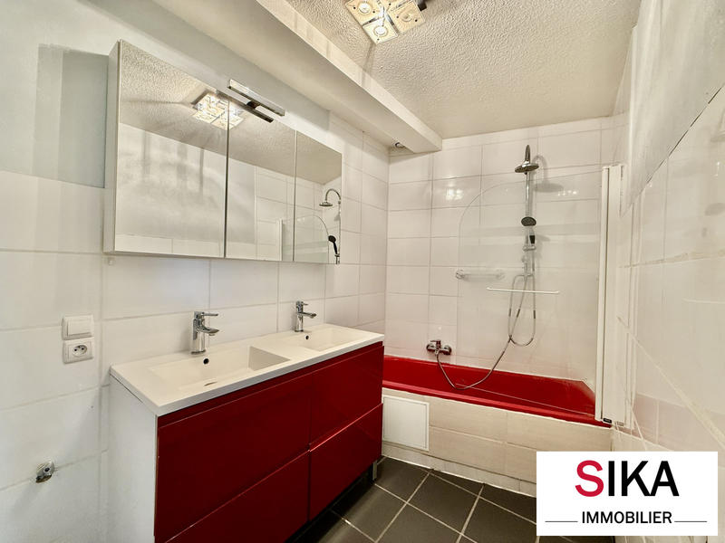 Appartement - 110 m² - 4 pièces