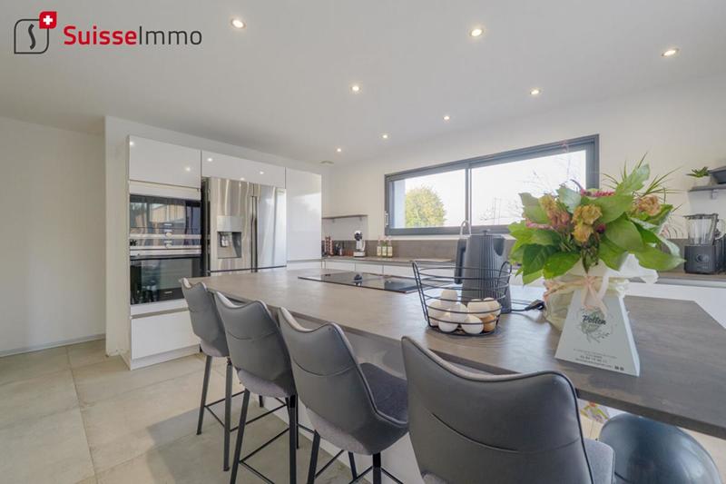 Villa - 302 m² - 7 pièces