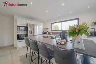 Villa - 302 m² - 7 pièces