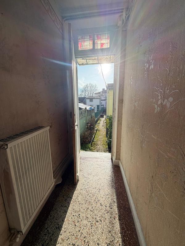 Maison - 96 m² - 3 pièces