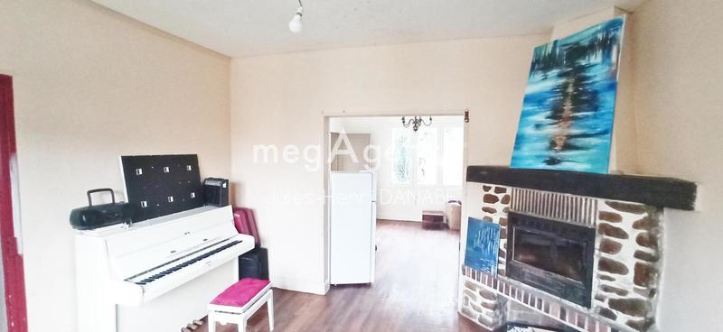 Maison - 180 m² - 7 pièces