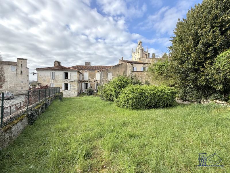 Maison ancienne - 215 m² - 14 pièces