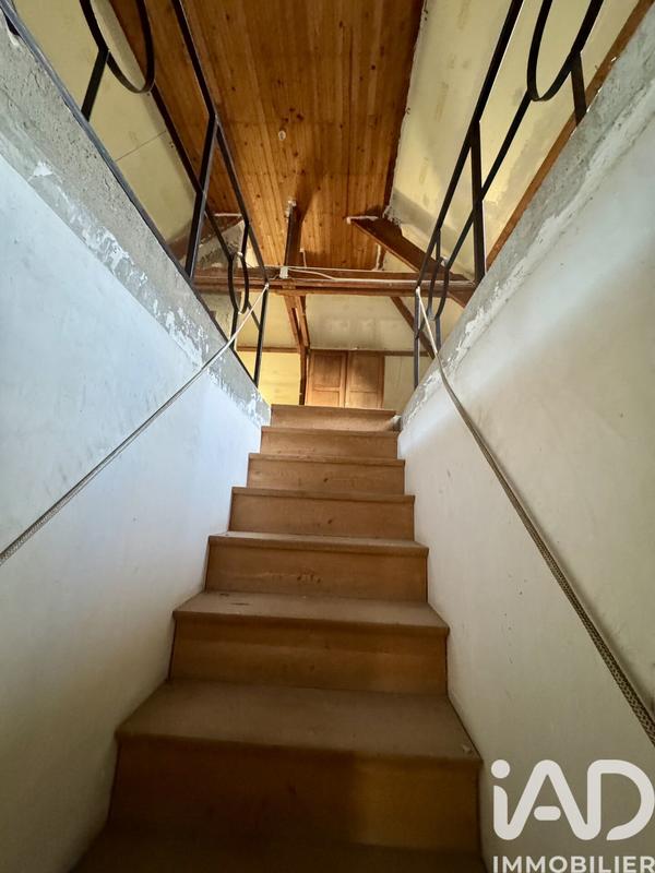 Maison - 90 m² - 5 pièces