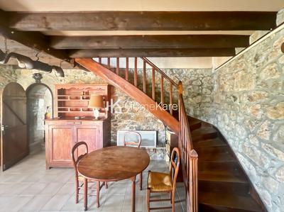 Maison - 135 m² - 6 pièces