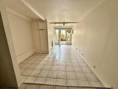 Studio - 24 m² - 1 pièce