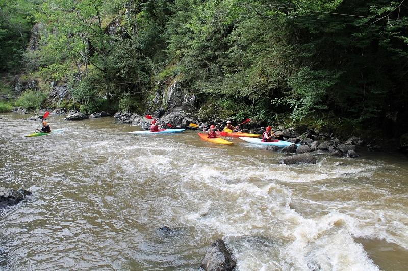 Été actif - kayak en eaux vives