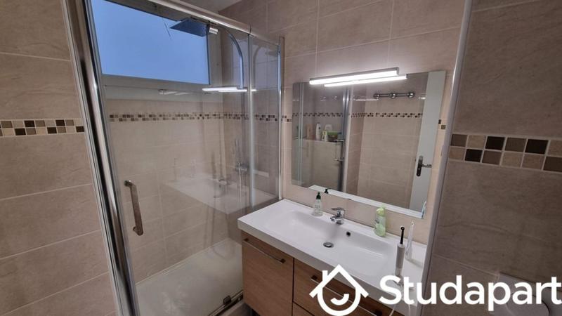 Chambre - 21 m² - 1 pièce