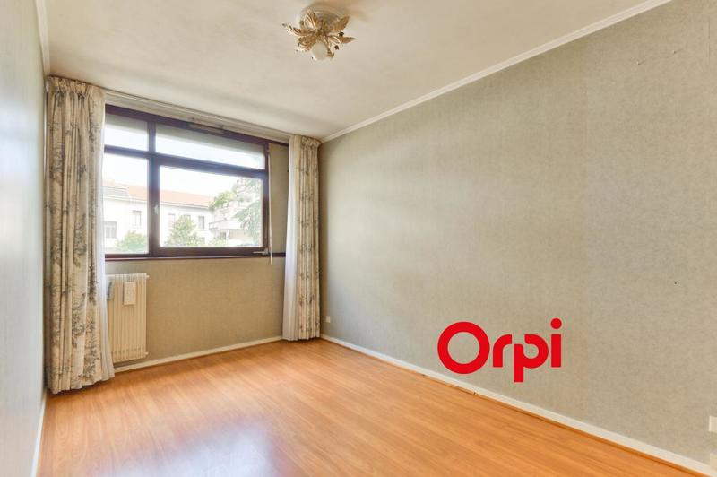 Appartement - 83 m² - 4 pièces