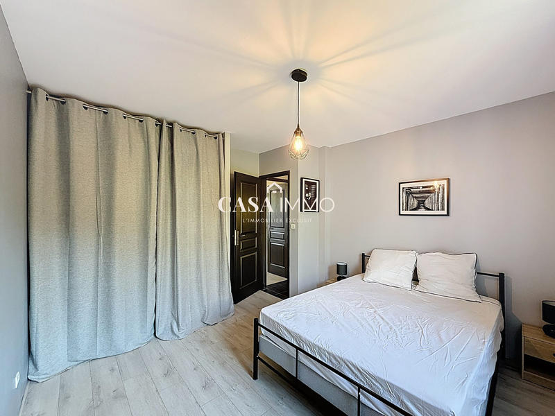 Maison - 167 m² - 6 pièces