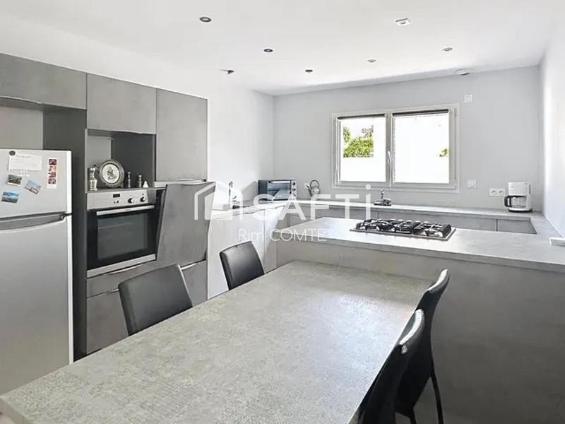 Maison - 128 m² - 5 pièces