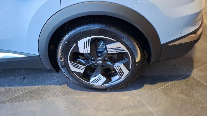 Renault Symbioz techno E-Tech full hybrid 145