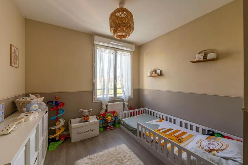 Maison - 85 m² - 4 pièces