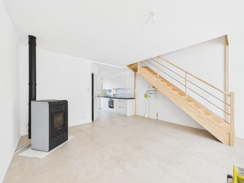 Maison - 80 m² - 4 pièces