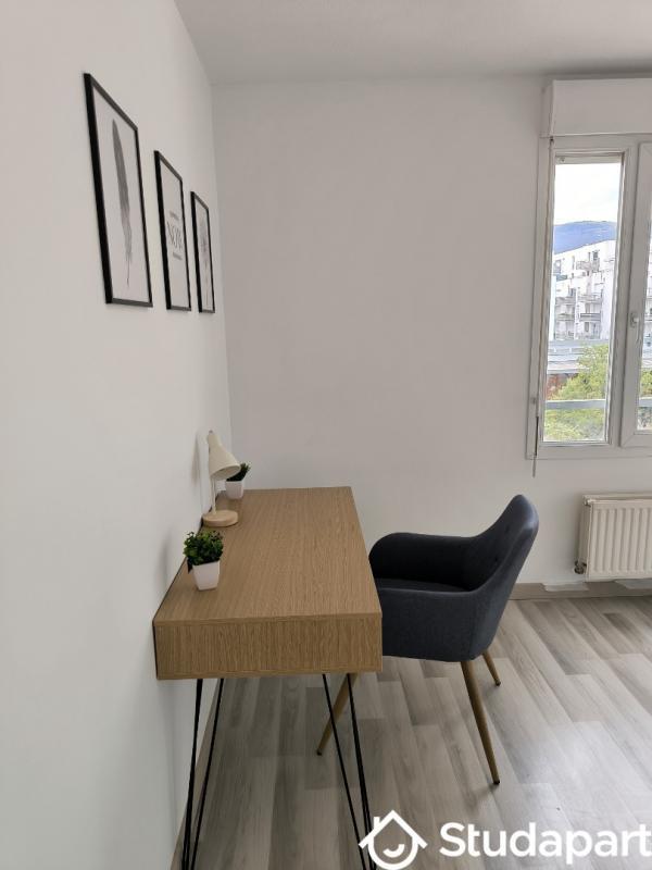 Chambre - 10 m² - 1 pièce