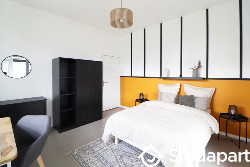 Chambre - 12 m² - 1 pièce