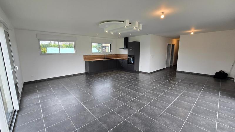 Maison - 105 m² - 4 pièces