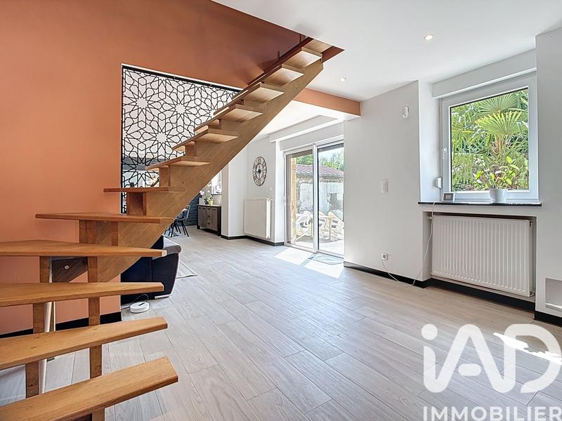 Maison - 226 m² - 6 pièces