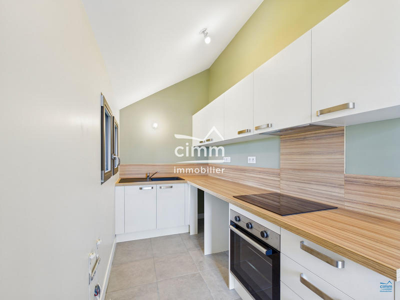 Maison traditionnelle - 68 m² - 4 pièces