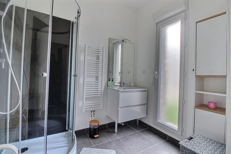 Maison - 80 m² - 5 pièces