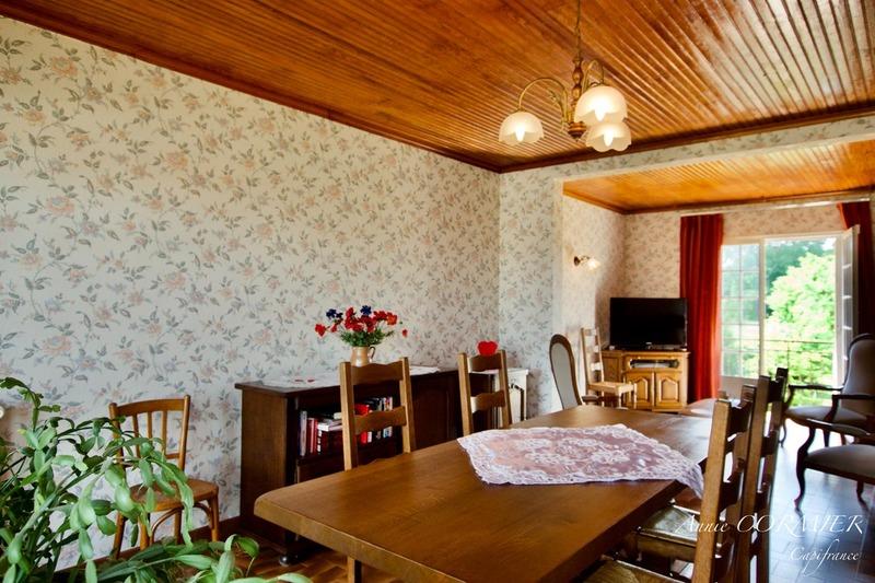 Maison - 158 m² - 7 pièces