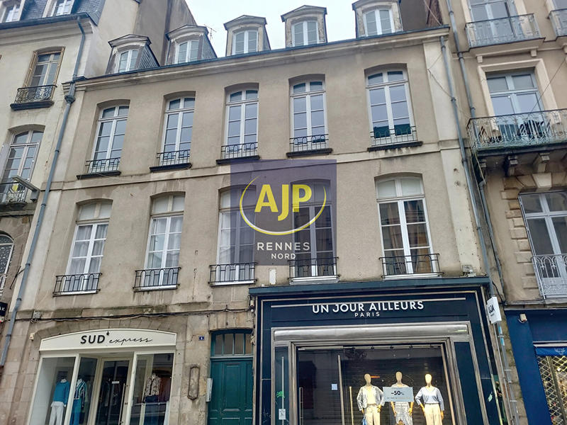 Appartement - 150 m² - 4 pièces