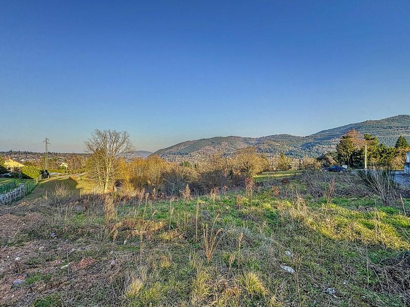 Terrain - 749 m²