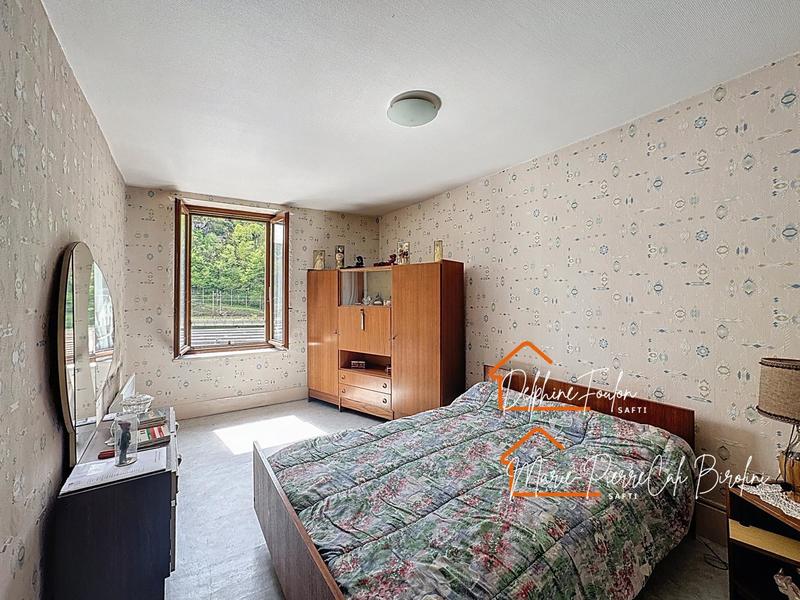 Maison - 137 m² - 6 pièces