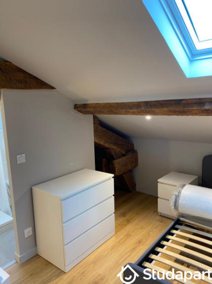 Chambre - 14 m² - 1 pièce