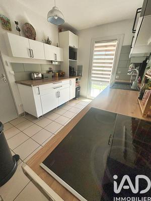 Maison - 80 m² - 4 pièces