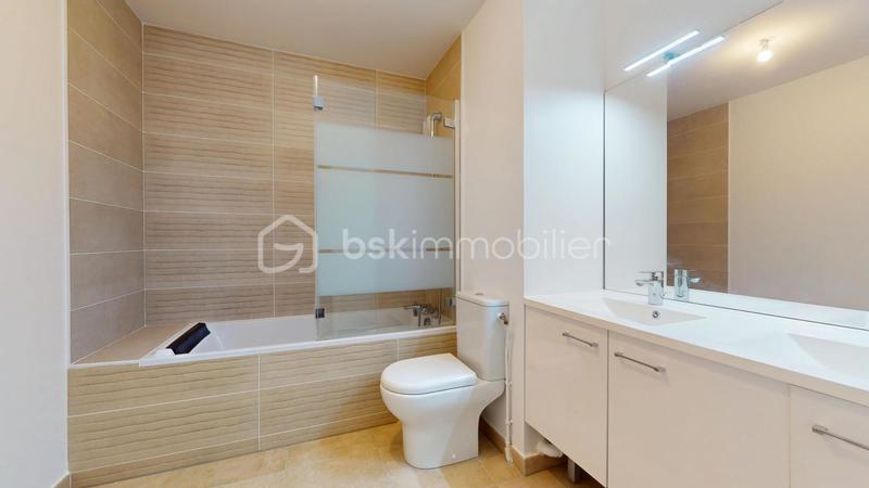 Appartement - 85 m² - 4 pièces