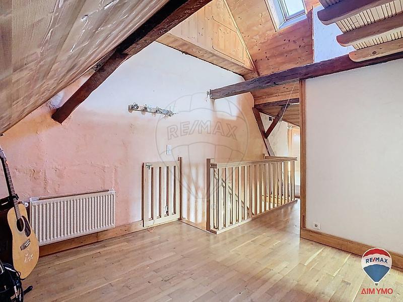 Maison - 95 m² - 4 pièces