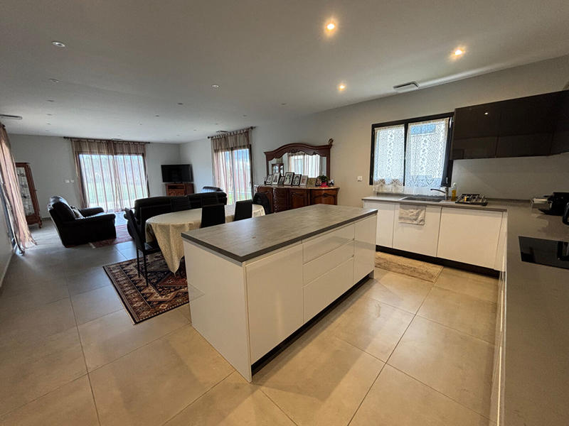 Maison - 157 m² - 5 pièces