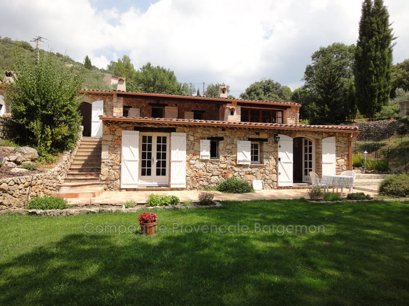 Villa - 200 m² - 6 pièces