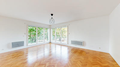 Appartement - 92 m² - 4 pièces