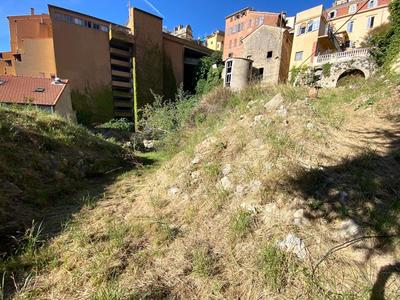 Terrain constructible - 904 m²