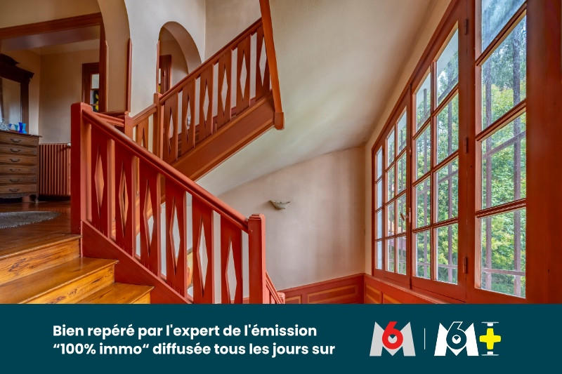 Maison - 279 m² - 9 pièces