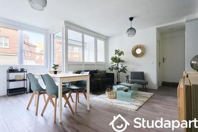 Chambre - 10 m² - 1 pièce