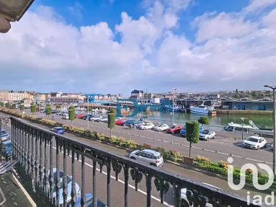 Studio - 40 m² - 1 pièce