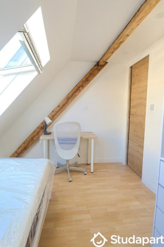 Chambre - 9 m² - 1 pièce