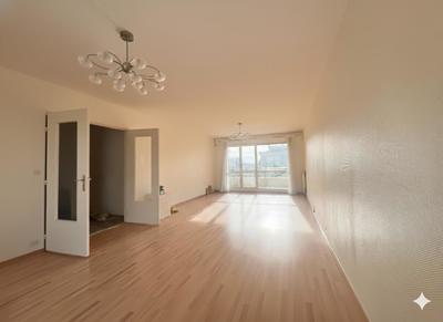 Appartement - 114 m² - 5 pièces