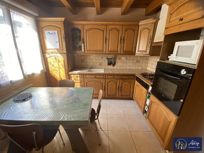 Maison - 85 m² - 4 pièces